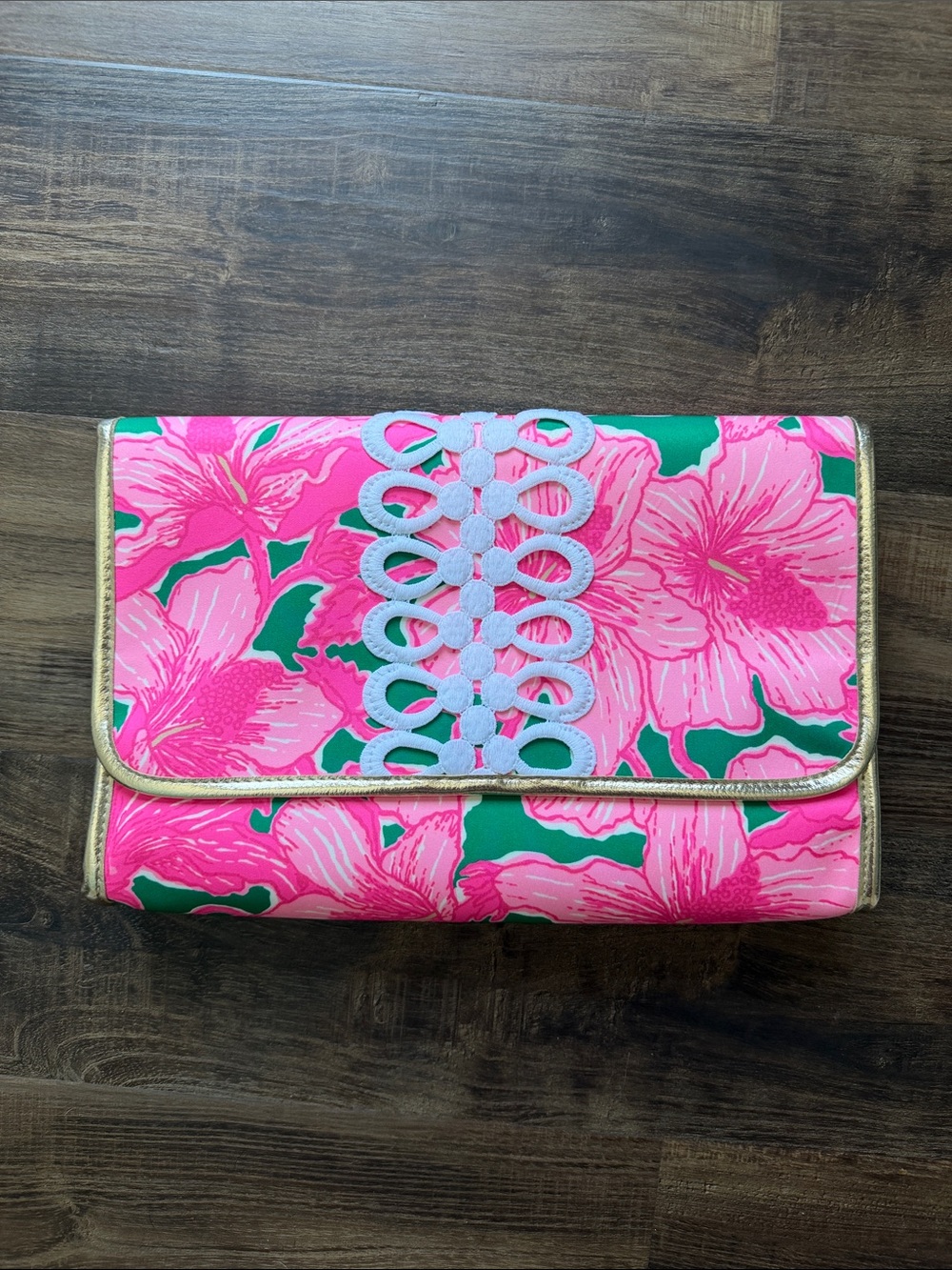 NEW Lilly Pulitzer Pink & Green Floral Envelope Clutch w/ white trim & Gold Trim